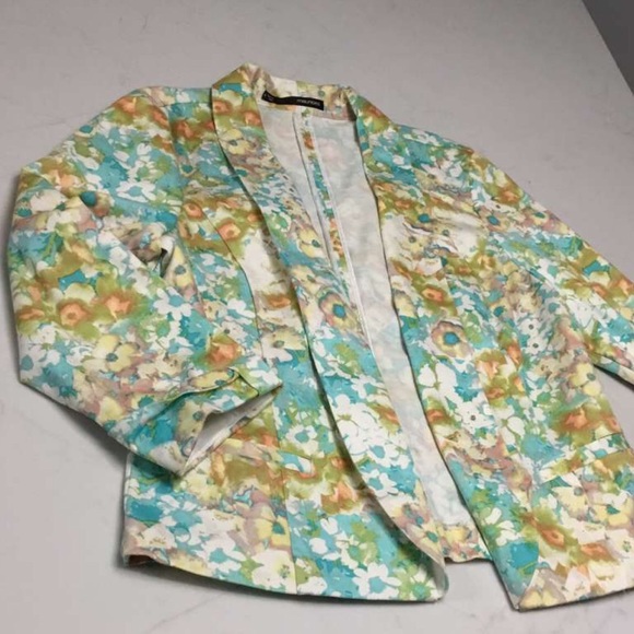 Floral blazer - Picture 3 of 4